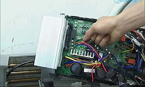 托里美的空调电话是多少